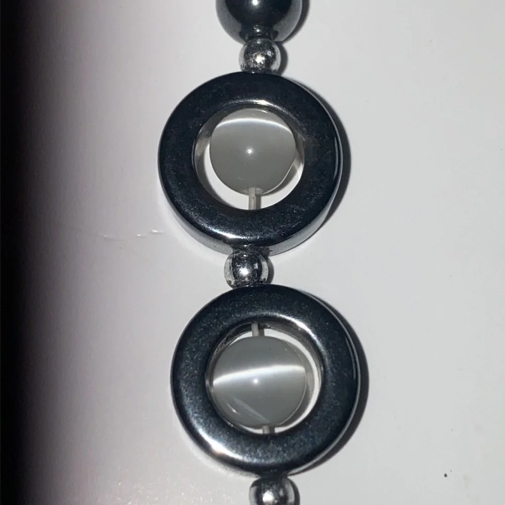Stone beaded‎ necklace
